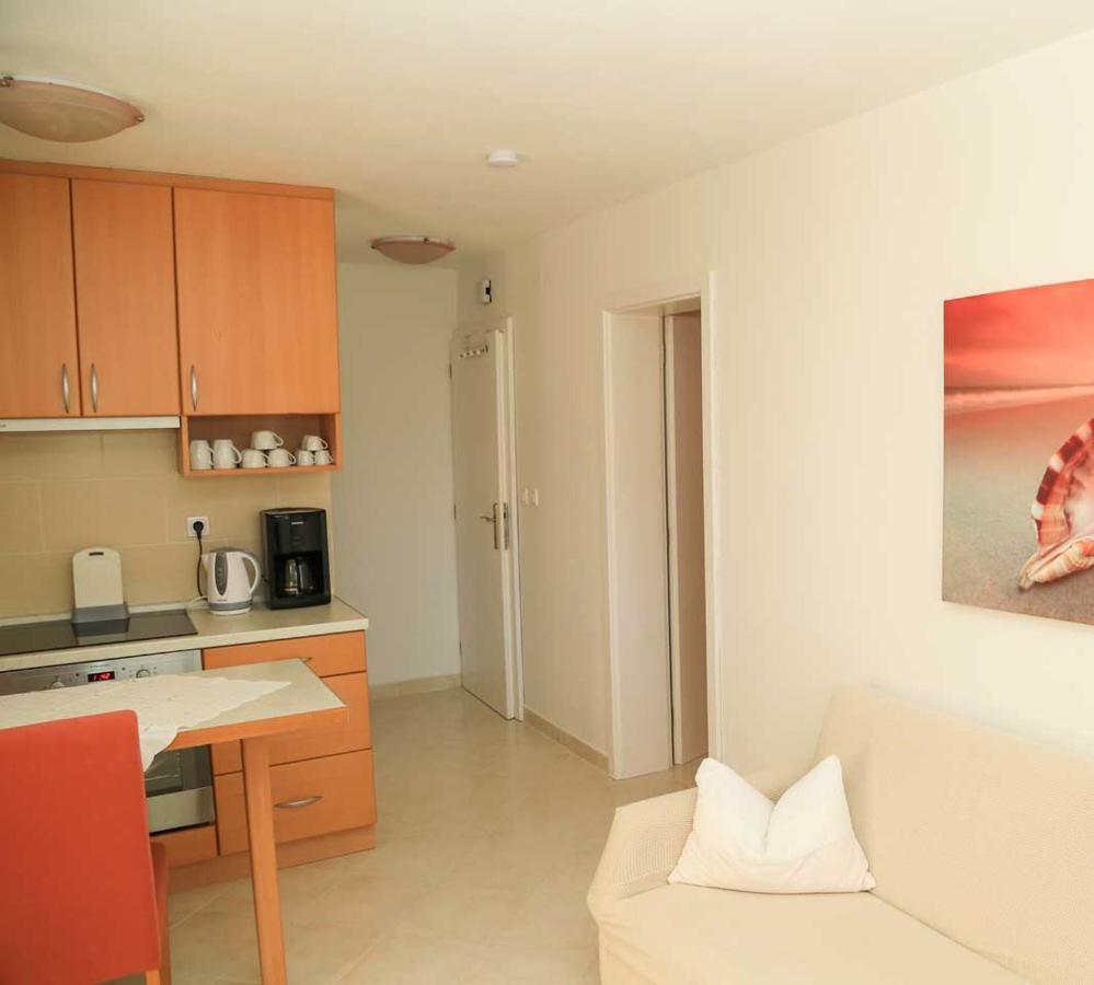 Adrian-Apartments-51511-Malinska-Otok-Krk Primorska 21 Εξωτερικό φωτογραφία